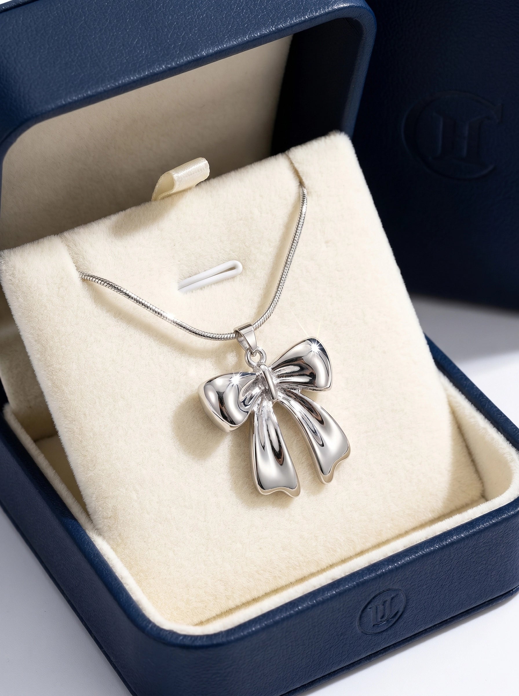 Silver Bow Pendant Necklace for Women – Elegant Ribbon Charm Necklace, Minimalist Silver Jewelry, Coquette Bow Necklace, Feminine Gift for Her