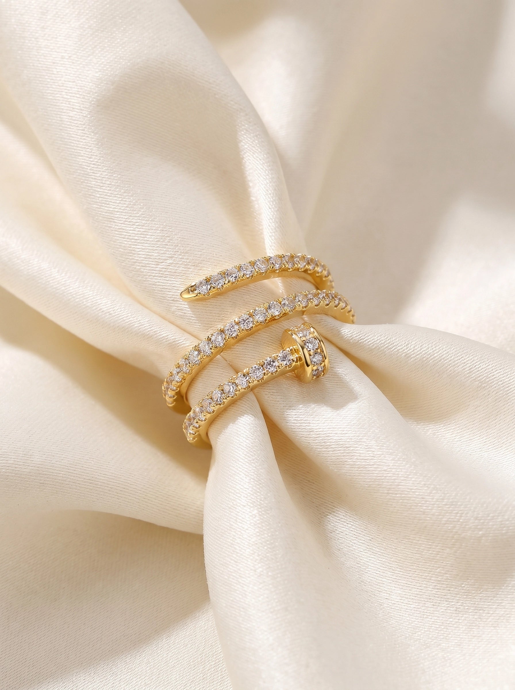 Gold Crystal Wrap Ring for Women – Adjustable Spiral Ring, Elegant Statement Ring, Minimalist Gold Jewelry, Sparkly Fashion Ring, Gift for Her