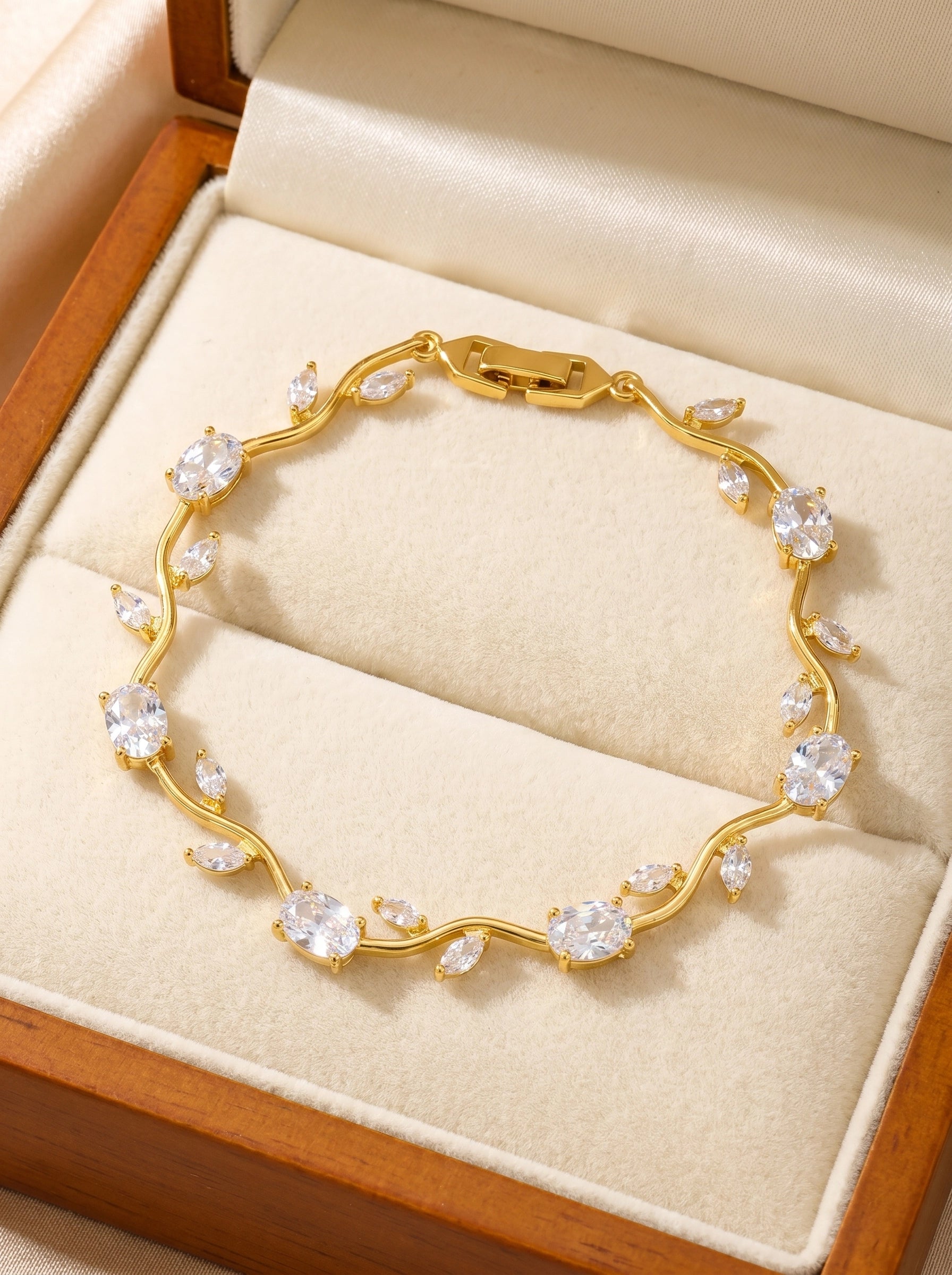 Tulip Crystal Bracelet | Floral Bracelet Available in Pink, Blue, Green, White & Multicolor