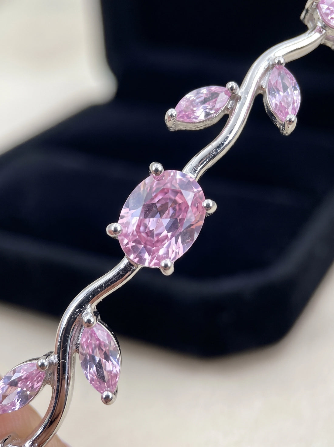 Pink Tulip Crystal Necklace for Women – Elegant Silver-Plated Floral Pendant Necklace | Luxury Gift Jewelry