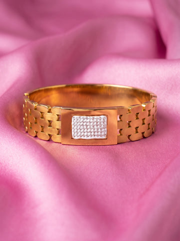 Luxury Gold Crystal Link Bracelet for Women | Premium Gold Bangle Bracelet | Elegant Statement Bracelet | Crystal Cuff Jewelry | Gift for Her | EveStone